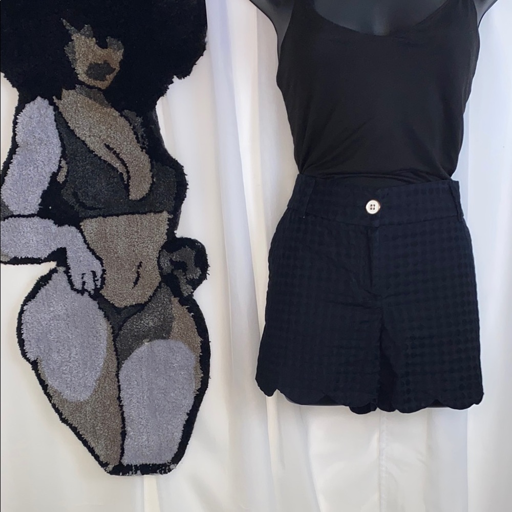 Crown & Ivy Black Textured Jacquard Bermuda Shorts Size 6 Scalloped Hem